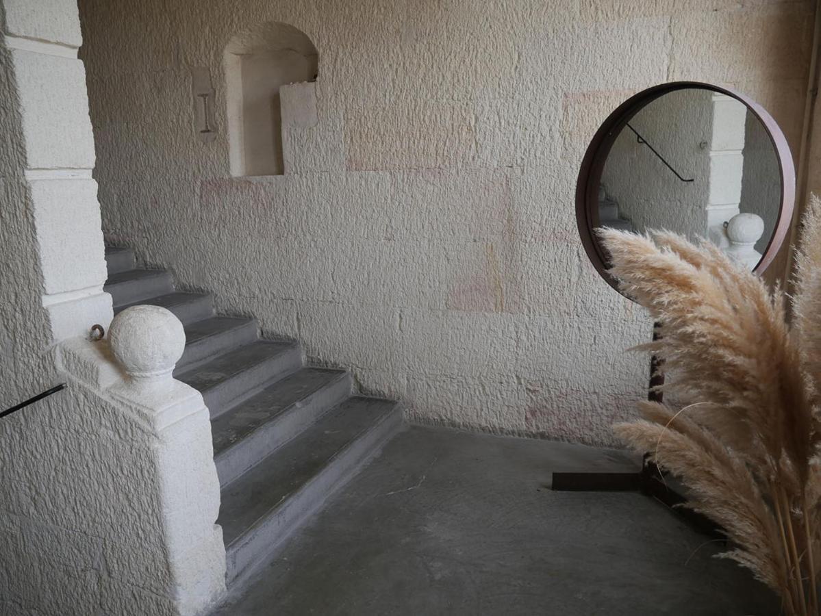 Superbe Appartement Avec Vue Arles Eksteriør bilde